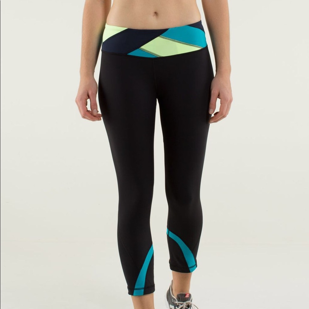 Lululemon Run Inspire Crop II